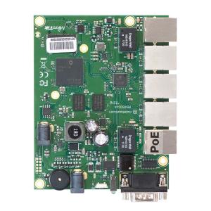 RB450Gx4 Four core 716MHz CPU, 1GB RAM, 5xGigabit Ethernet, PoE out on port #5, RouterOS L5